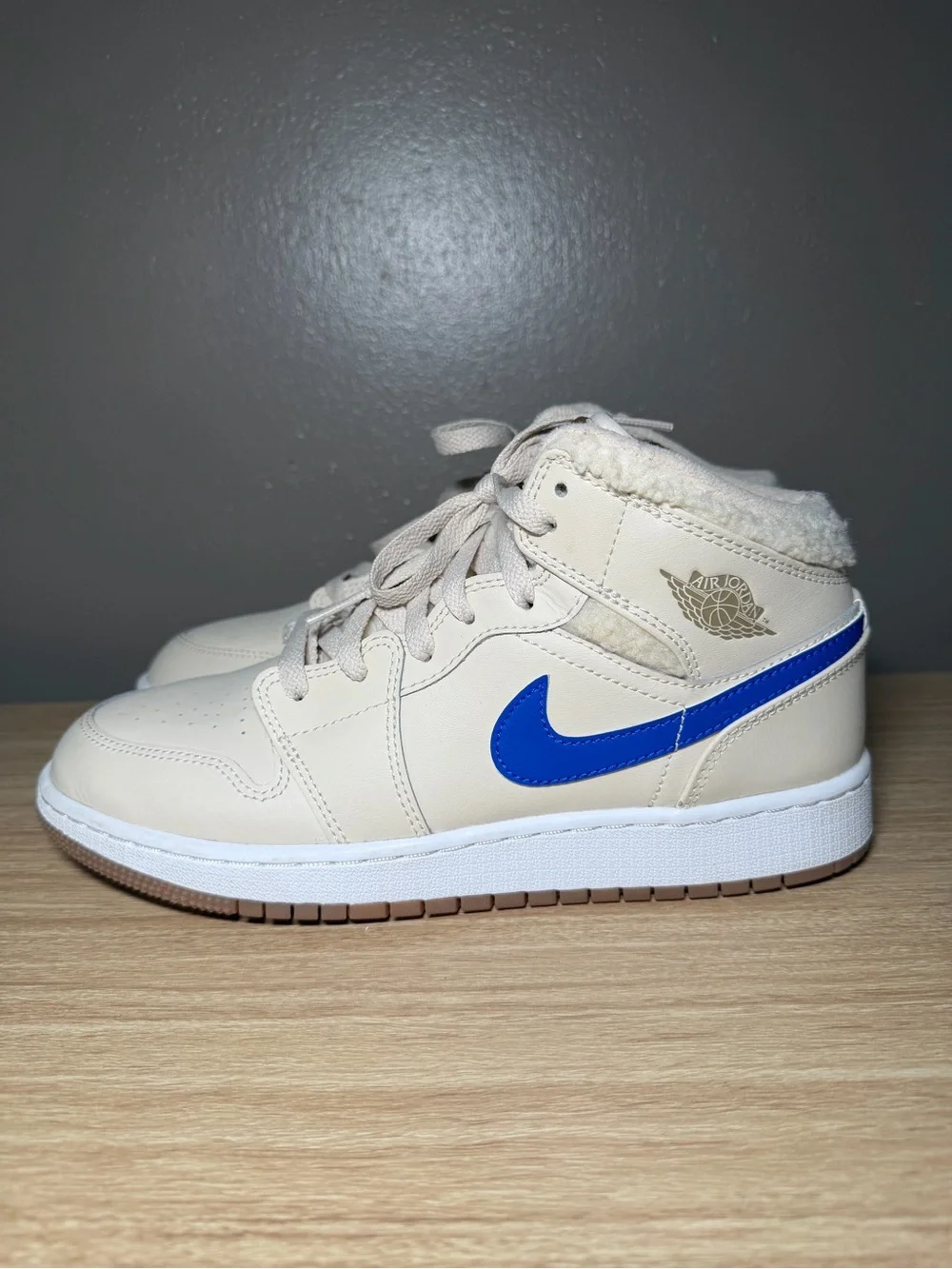 Air Jordan 1 Mid Utility GS 'Fleece'